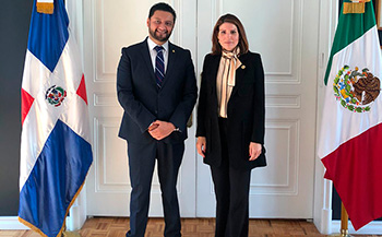 Titular del ILCE presenta iniciativas a la embajadora de la República Dominicana en México
