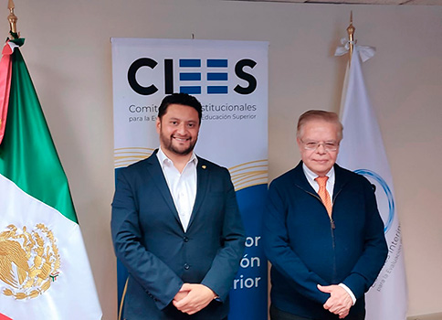 Titular del ILCE y el coordinador general de los CIEES