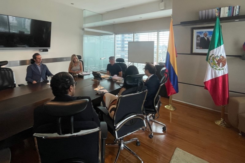 Colaboración del ILCE y la Embajada de Colombia para impulsar la cultura latinoamericana