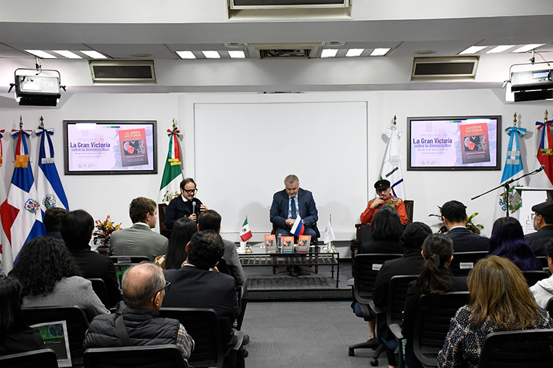 Se realiza la Presentación del libro 'La Gran Victoria sobre la Alemania Nazi' en el ILCE