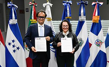 Firma del Acuerdo Marco de Colaboración entre el ILCE y la Universidad Nacional Rosario Castellanos