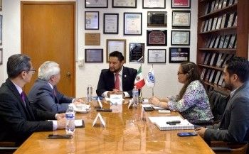 Analizan colaboración el ILCE y el Centro Nacional de Evaluación para la Educación Superior (CENEVAL) de México